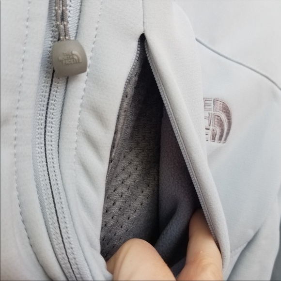 THE NORTH FACE Women’s Apex Bionic Jacket - Picture 7 of 10